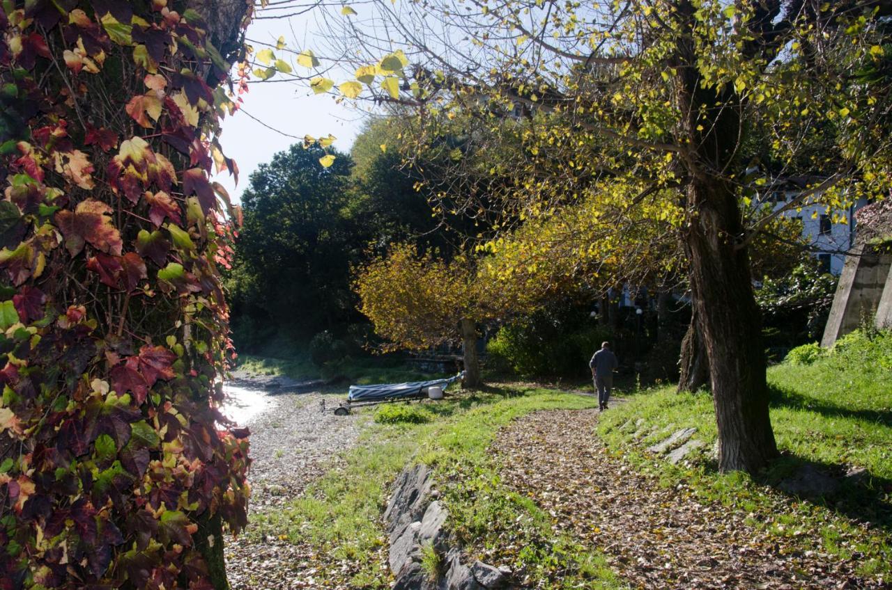 Anma Cottages The Secret Garden Pianello Del Lario Luaran gambar